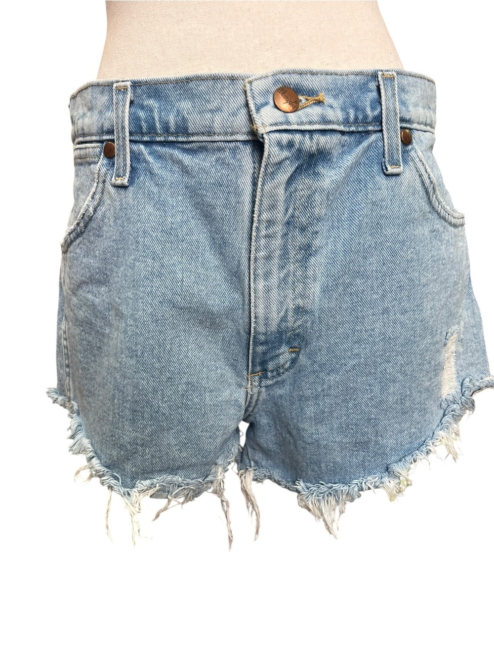 Wrangler Reworked Distressed Cutoff Denim Shorts Light Wash High Rise Size 30 - Picture 2 of 9